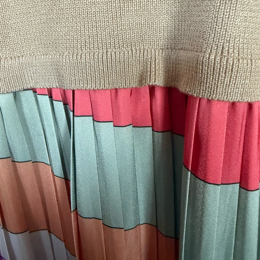 Pleated Multi-Color Stripe Midi Skirt - Pink & Coral Medium skies are blue - Picture 10 of 13